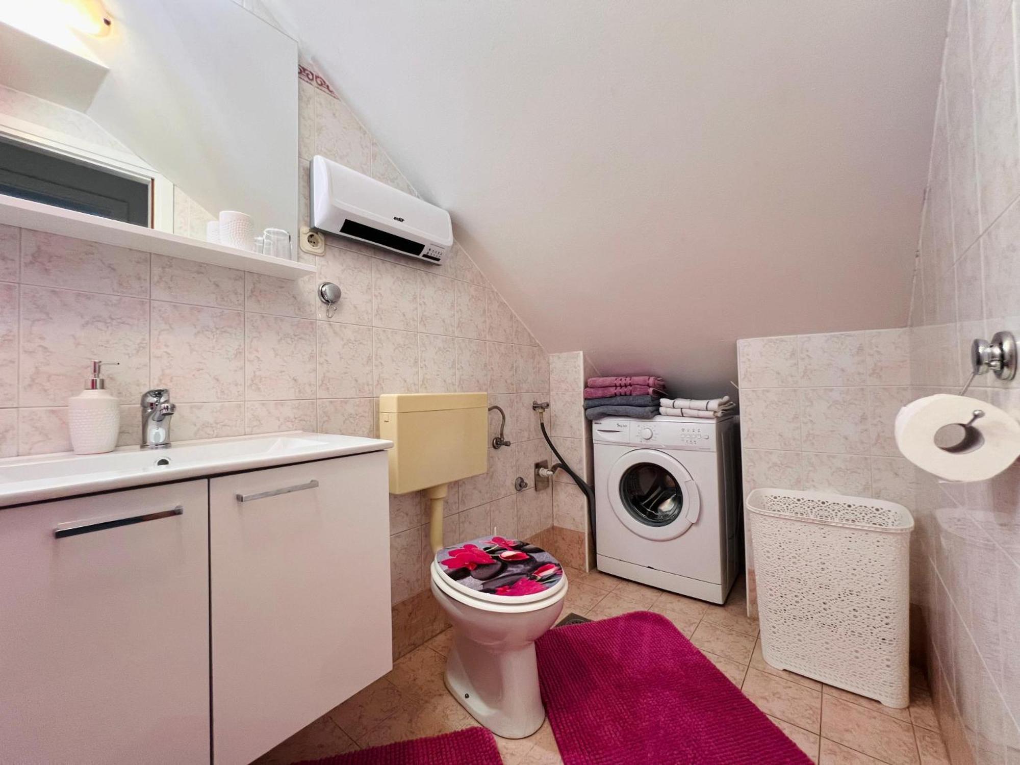 Apartman Gabriela Малий Лошинь Екстер'єр фото